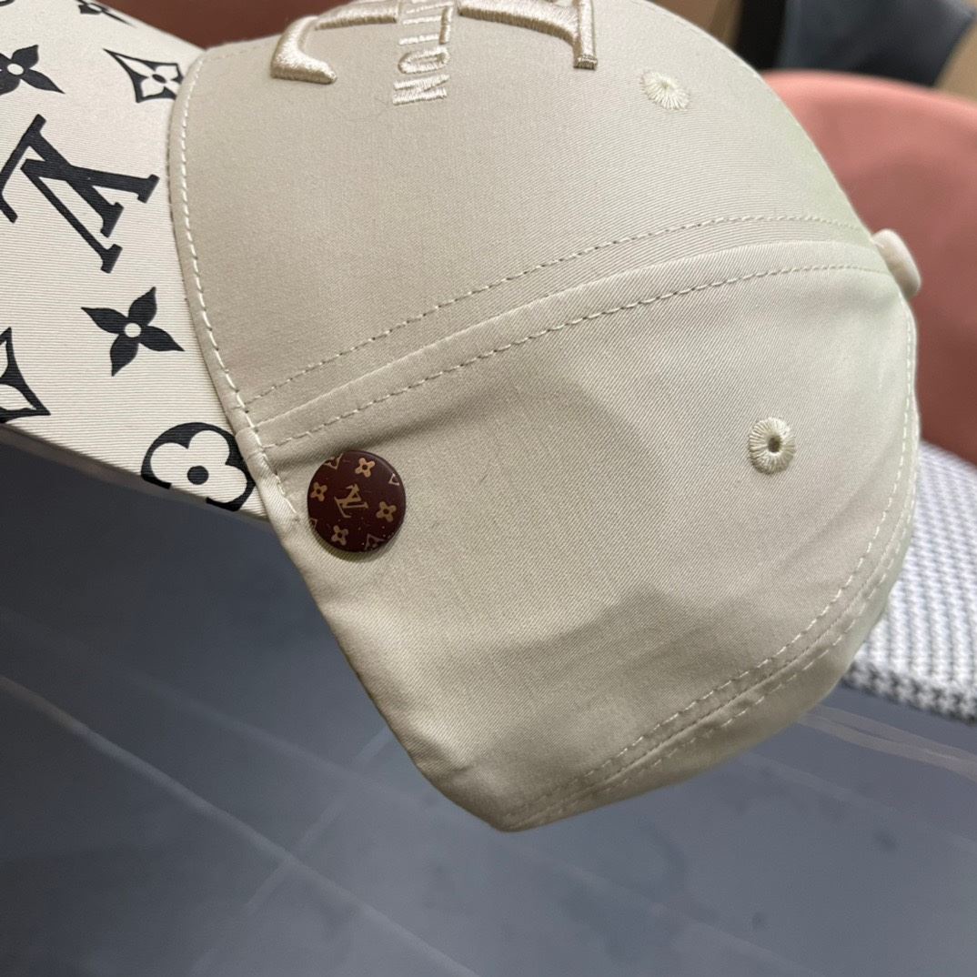 Louis Vuitton Caps